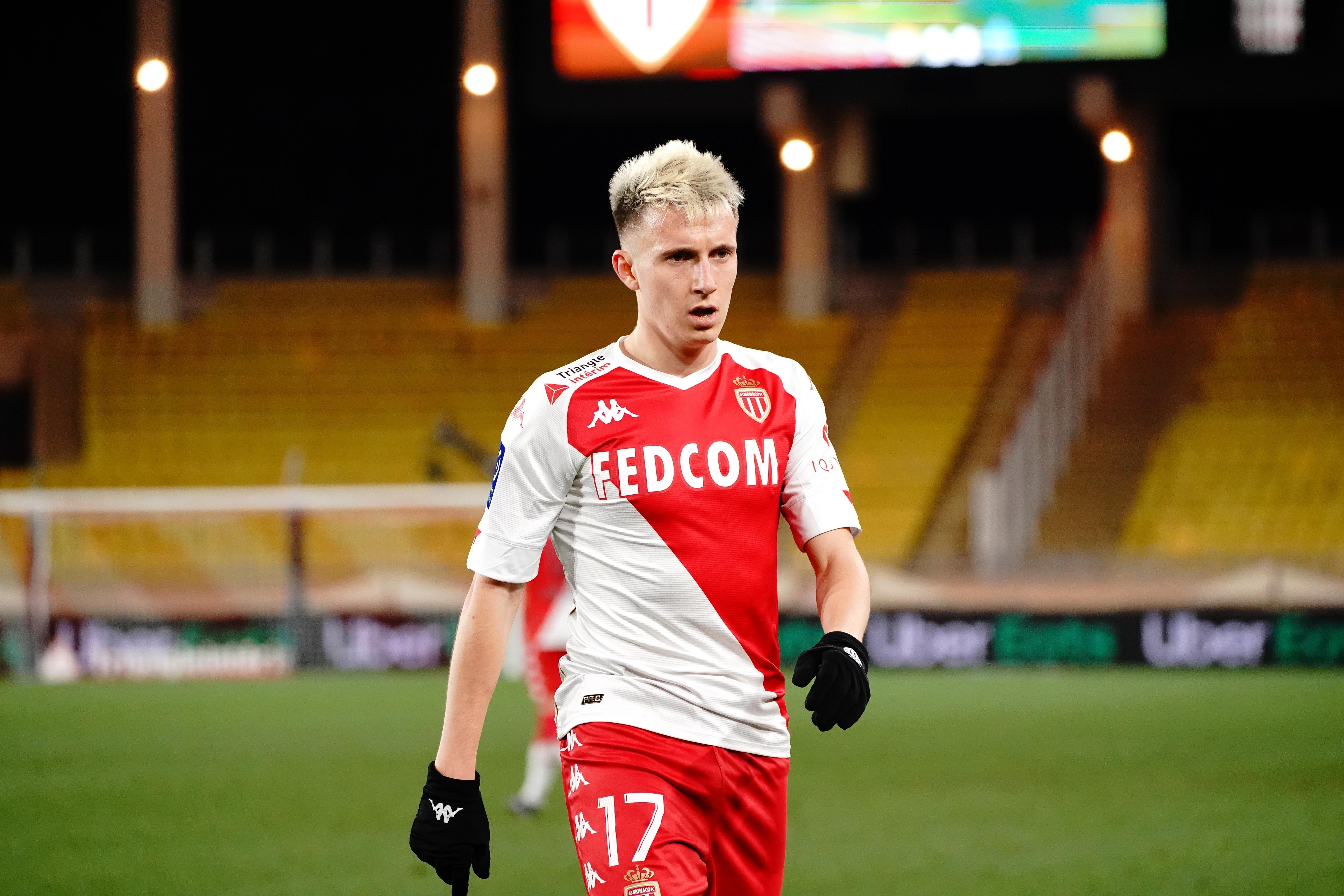 Полузащитник «Монако» Головин остался в запасе на матч 3-го тура Лиги 1 с «Лансом»