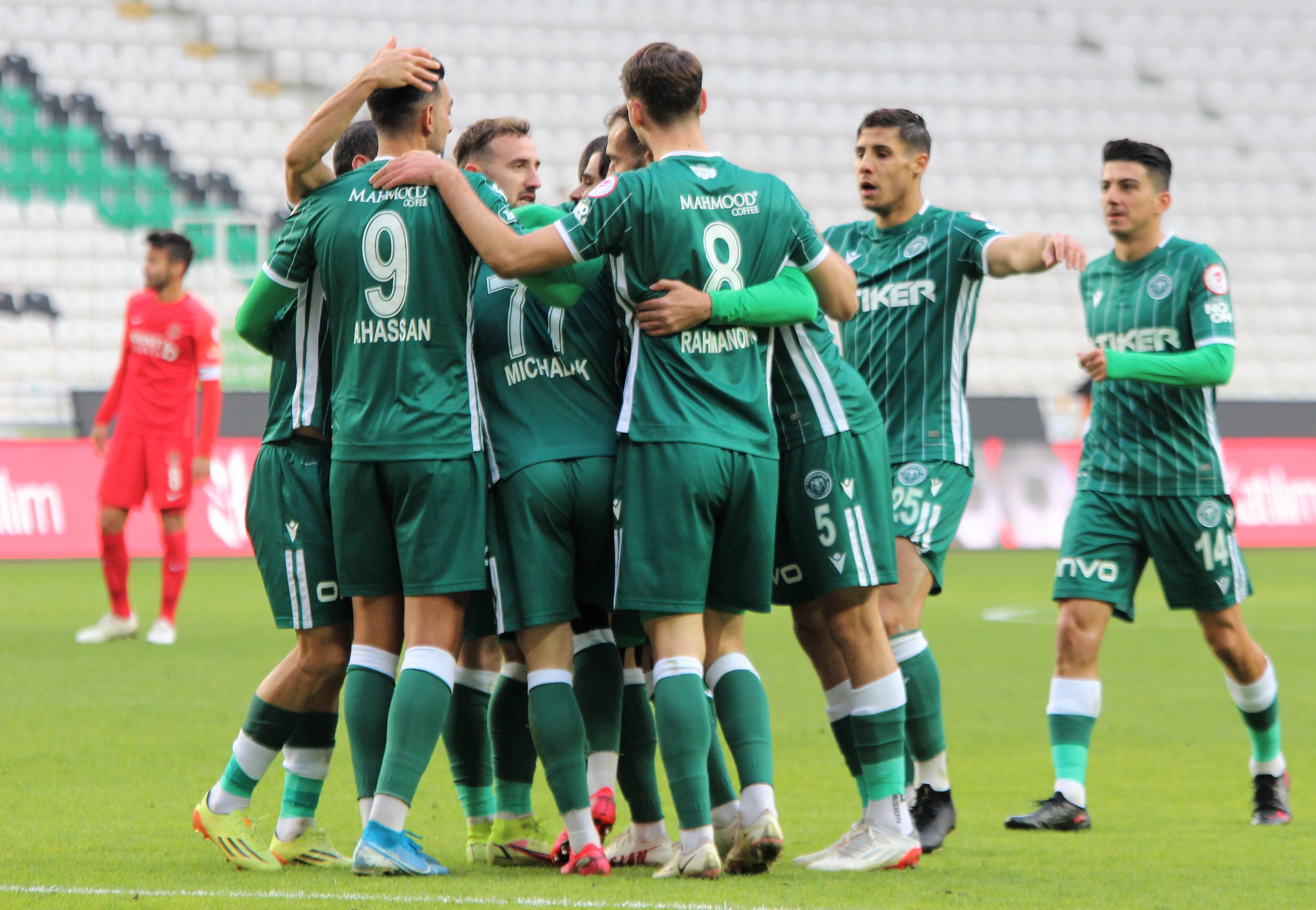 Коньяспор анкарагюджю. Амар Рахманович Коньяспор 2022. Konyaspor Fans.