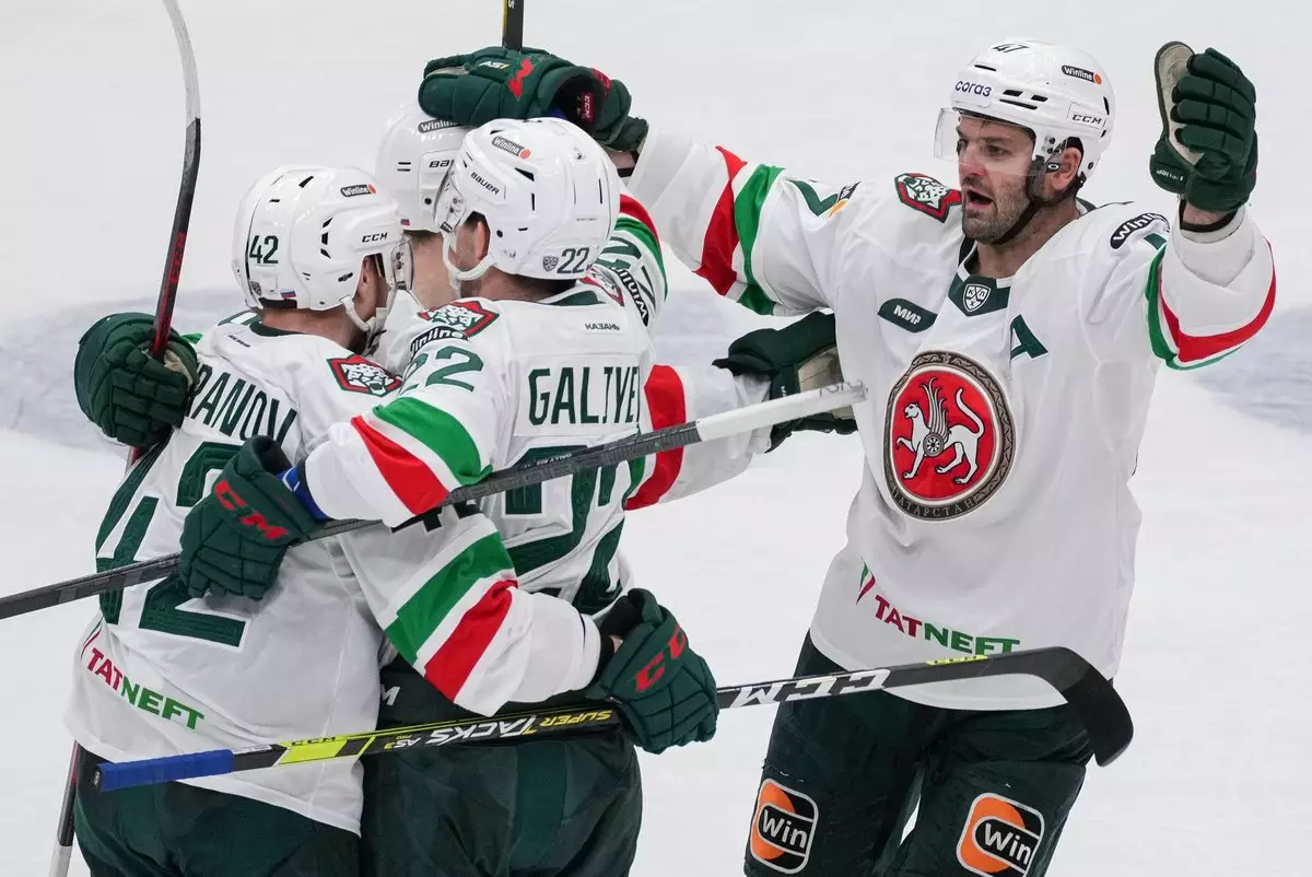 «Ак Барс» со счетом 3:0 разгромил «Салават Юлаев» в первом «Зеленом дерби» сезона КХЛ