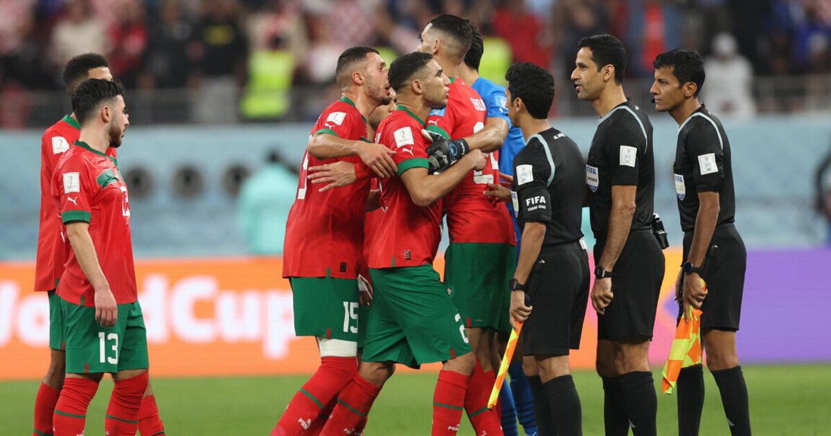 Защитник сборной Марокко Хакими оскорбил главу ФИФА Инфантино после завершения матча за третье место ЧМ-2022