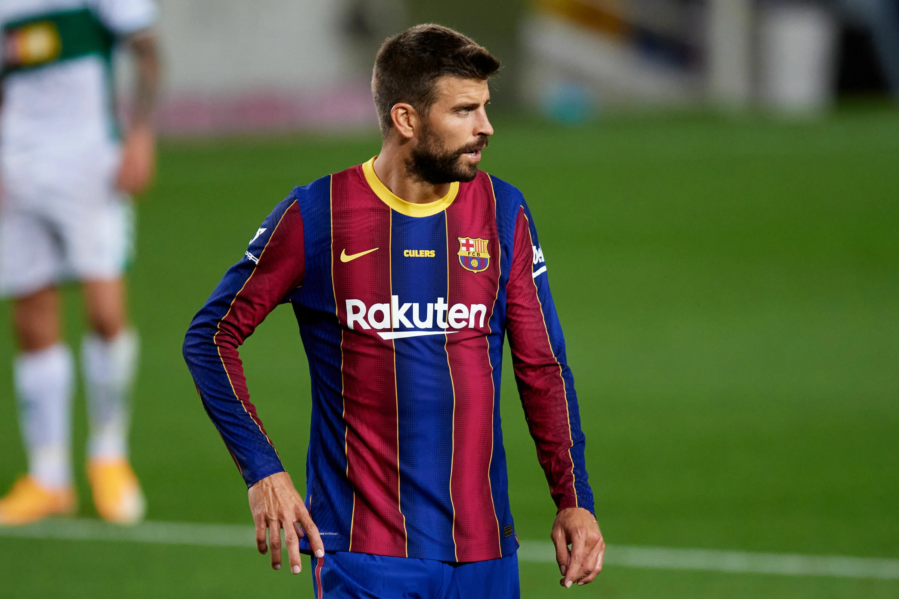 Управляемое пике. Барселона Gerard Pique. Жерар пике Барселона 2022. Жерар пике Барселона 2021. Жерар пике 2008.