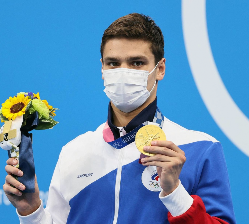 Евгений Рылов выиграл «золото» Олимпиады на дистанции 200 м на спине