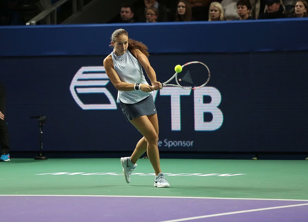 Россиянка Касаткина сыграет с украинкой Калининой в первом раунде теннисного турнира в Берлине