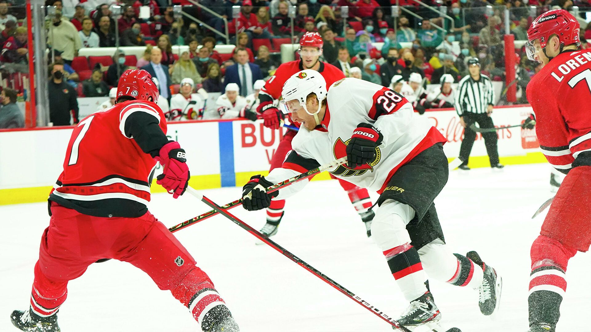Гол Андрея Свечникова не помог «Каролине» обыграть «Оттаву» в матче чемпионата НХЛ