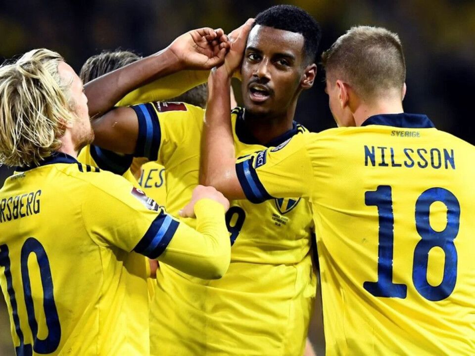 Сборная Швеции победила Чехию в дополнительное время и сыграет с Польшей за право сыграть на ЧМ-2022