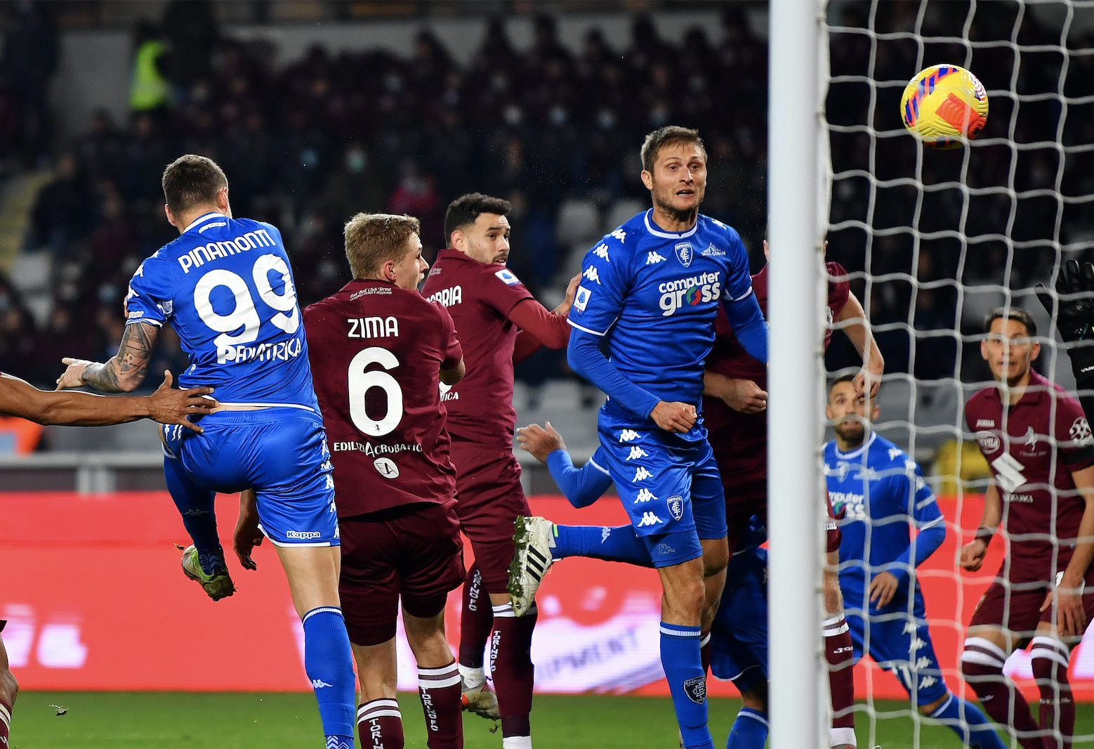 Отмененный гол Миранчука не позволил «Торино» выиграть у «Эмполи» матче 9-го тура Серии А