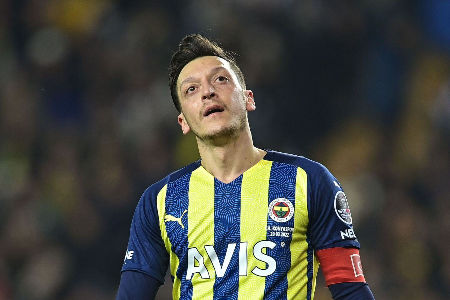 Футболист Mesut Ozil