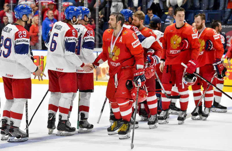 Сборная России по хоккею выступит на ЧМ под флагом ОКР и с гимном IIHF