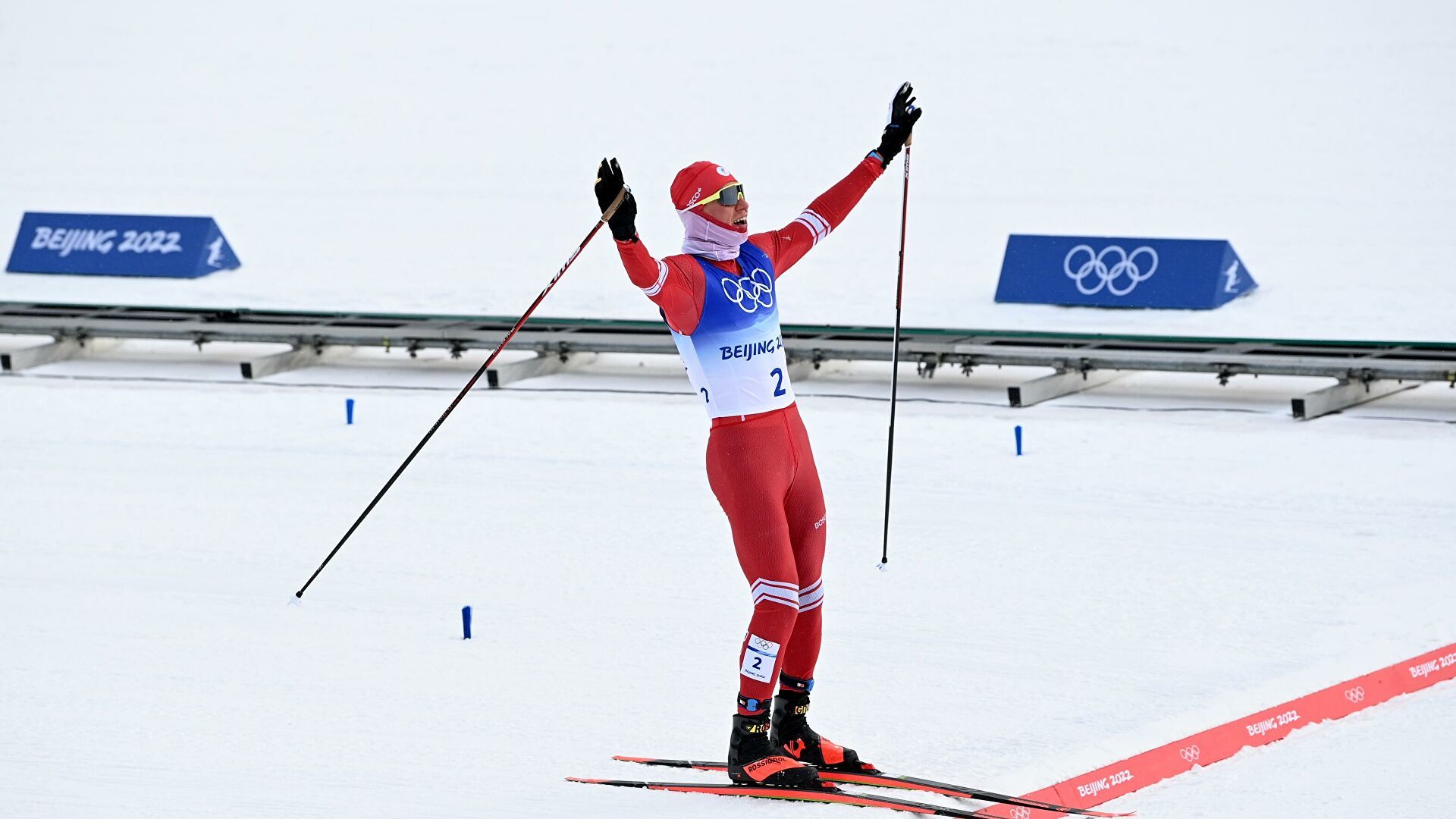 Официально: лыжник Большунов будет знаменосцем сборной России на церемонии закрытия Олимпиады