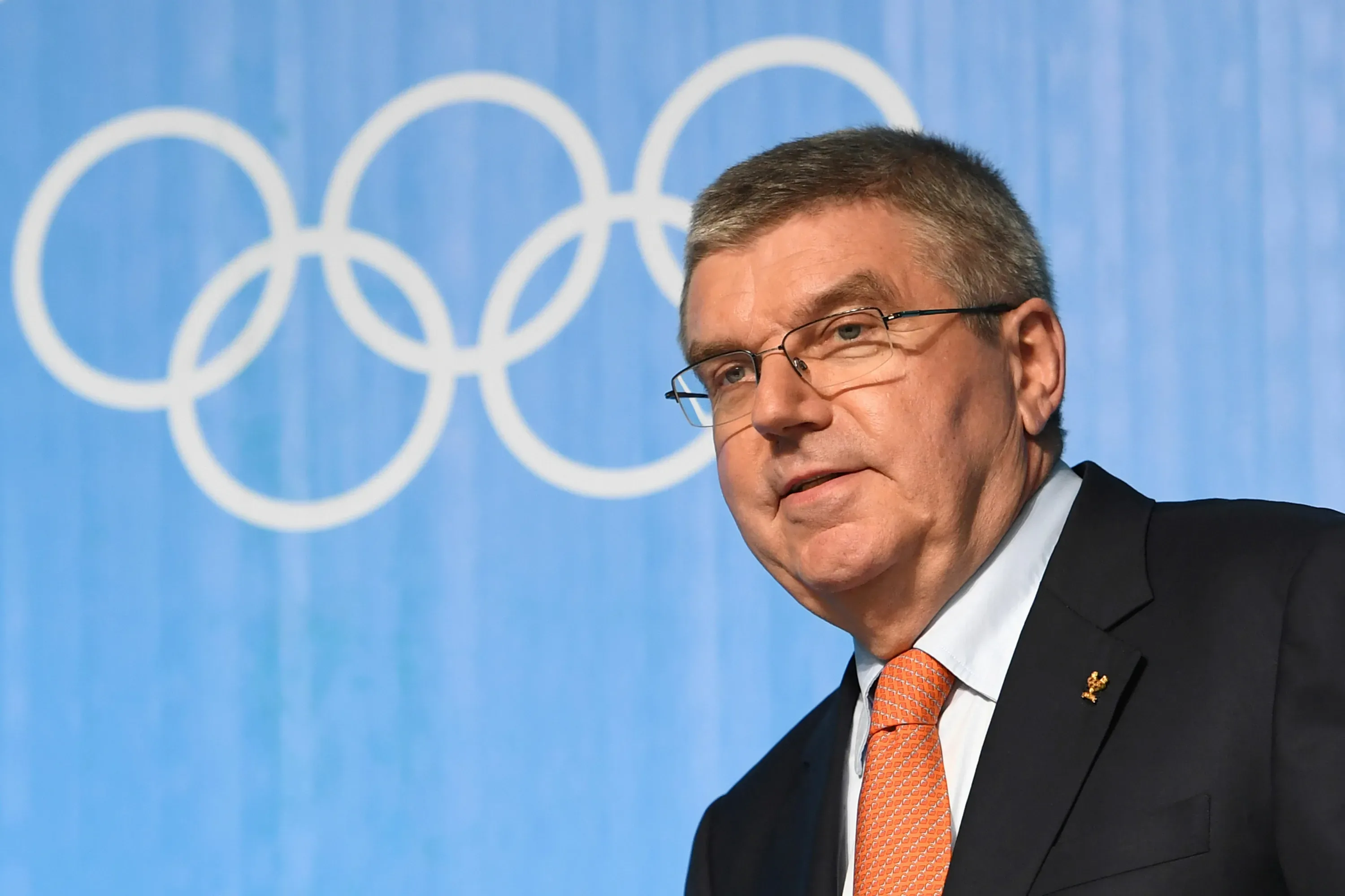 Президент МОК Бах заявил о продлении санкций против спортсменов из России