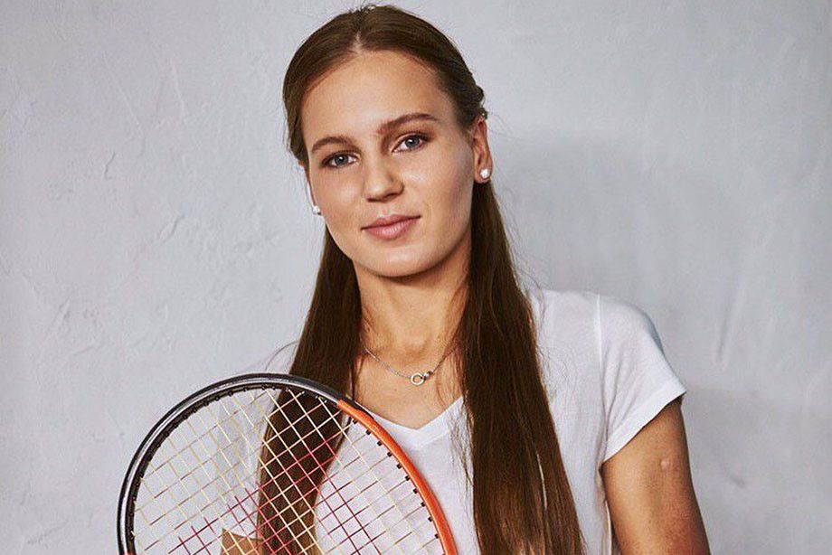Теннисистка Вероника Кудерметова