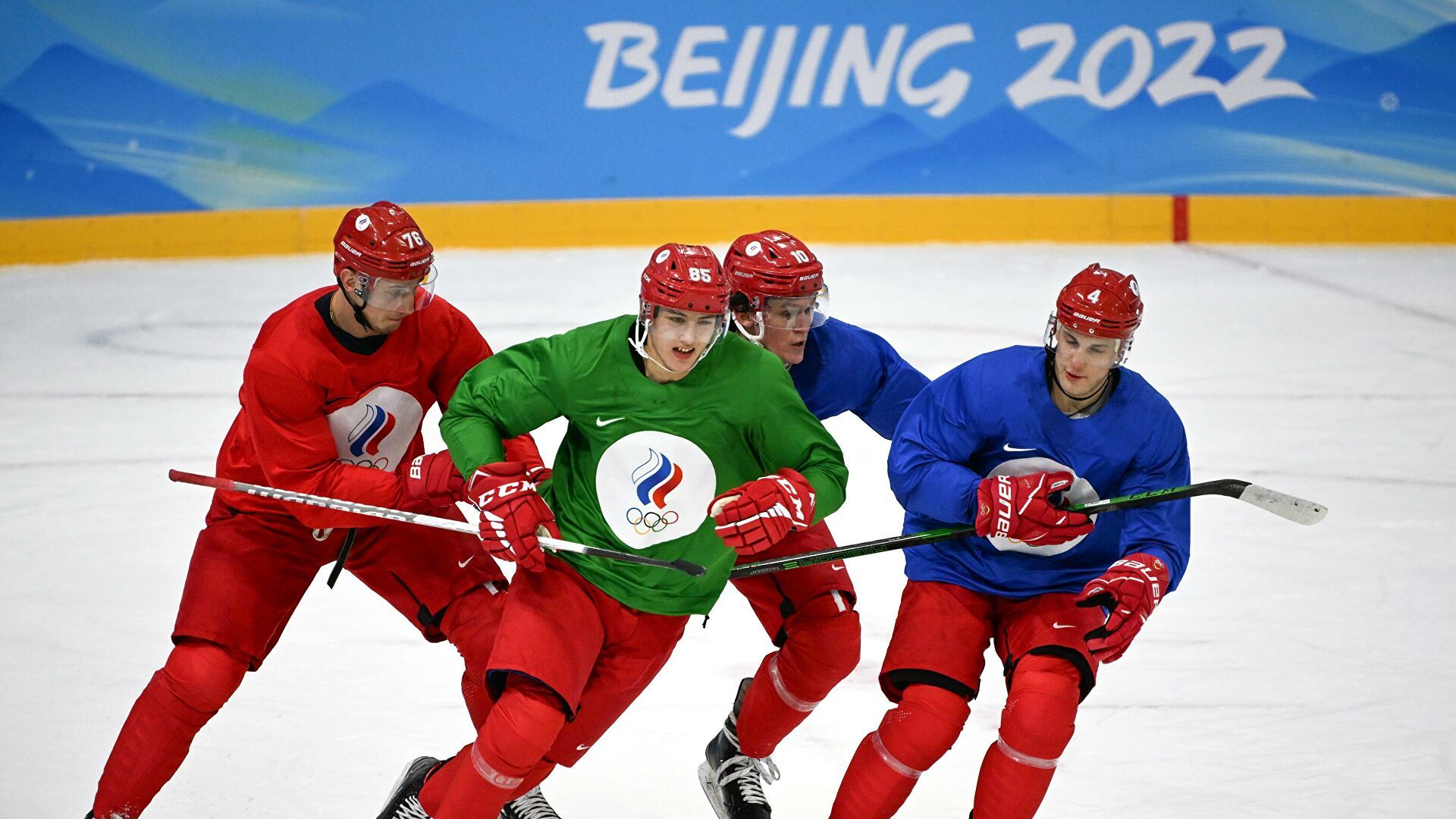 Хоккеисты мужской сборной России