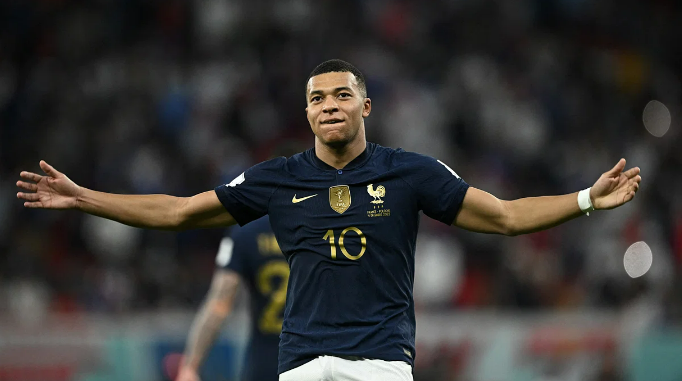 Англия – Франция: как сыграл Мбаппе в матче 1/4 финала ЧМ-2022 по футболу,  обзор, лучшие голы